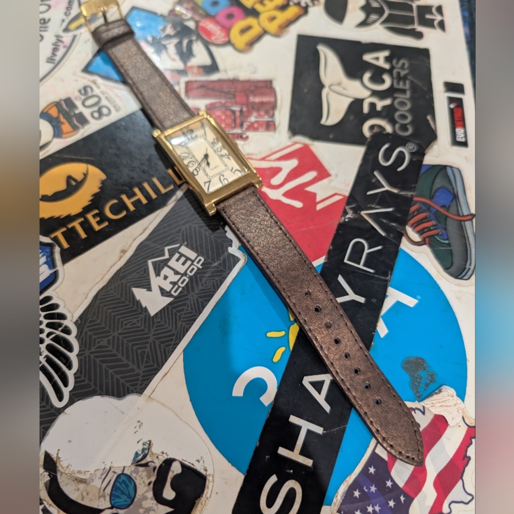 Vtg. Rectangular Gold Tone Watch